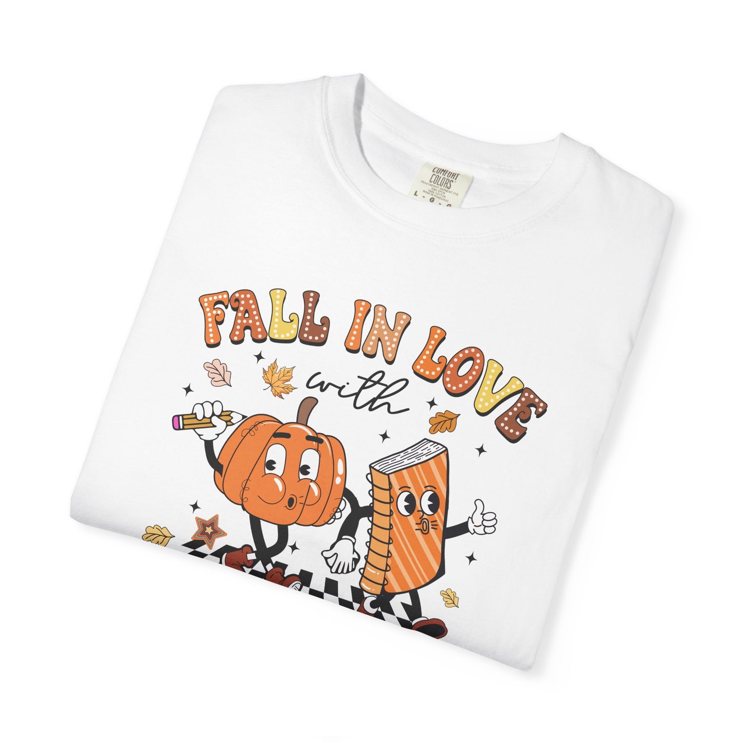 Fall in Love with Learning Shirt | Teacher Pumpkin Book Tee | Comfort Colors Autumn Teacher T-Shirt | Cute Fall Classroom Outfit