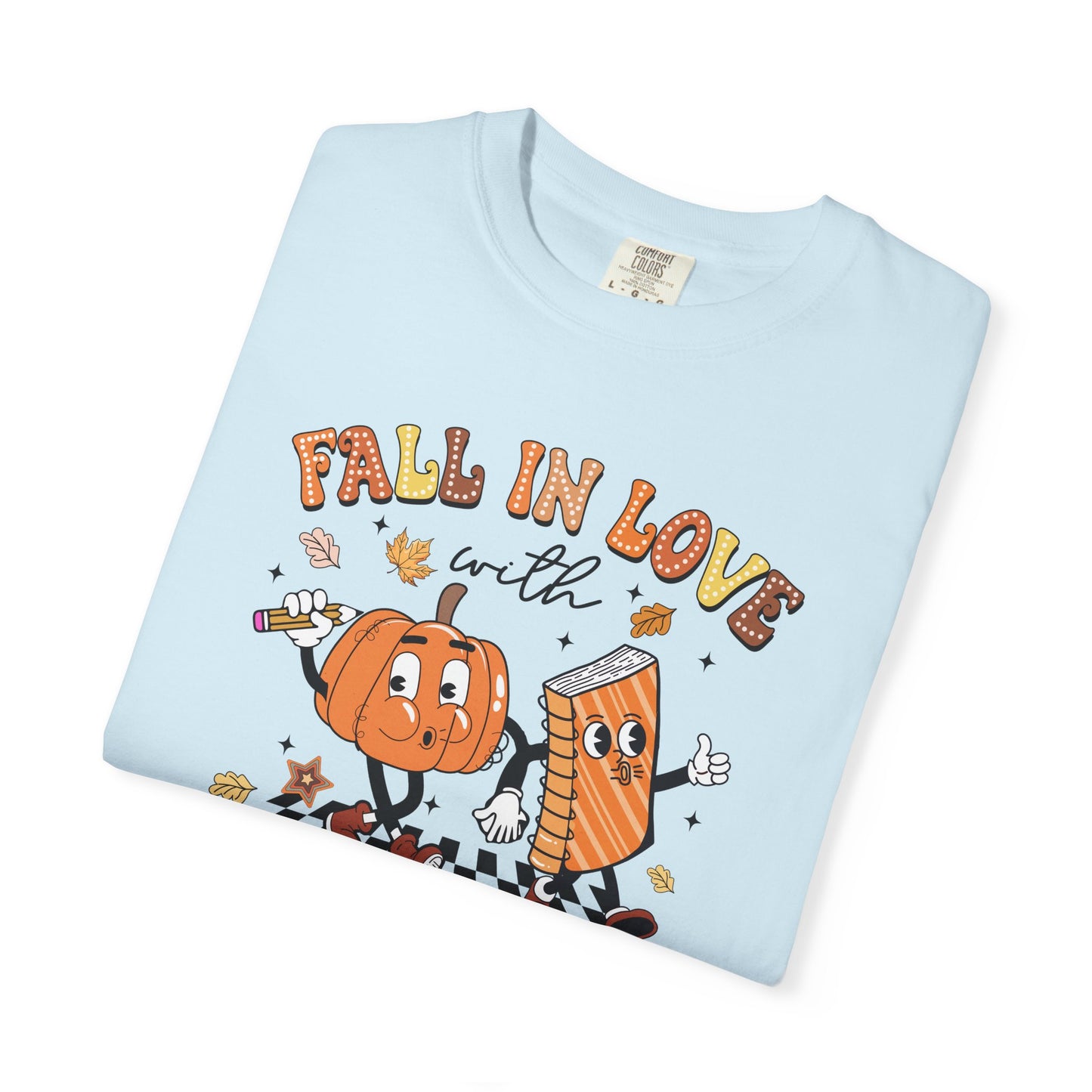 Fall in Love with Learning Shirt | Teacher Pumpkin Book Tee | Comfort Colors Autumn Teacher T-Shirt | Cute Fall Classroom Outfit